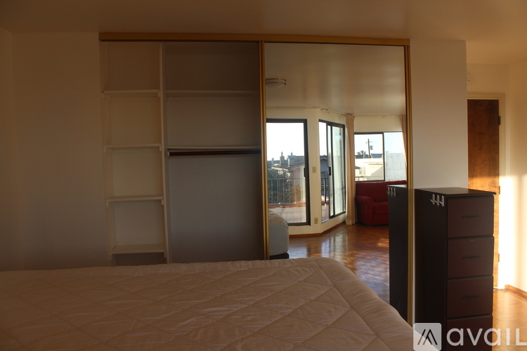 1232 28th Avenue, Unit 1232 Rental photo 4